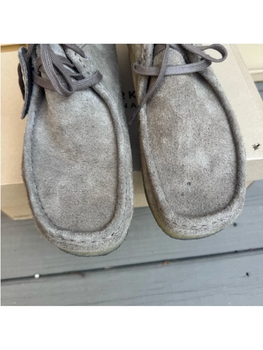 Clarks Original Men's Wallabee Suede Dark Grey Chukka Shoes 10.5